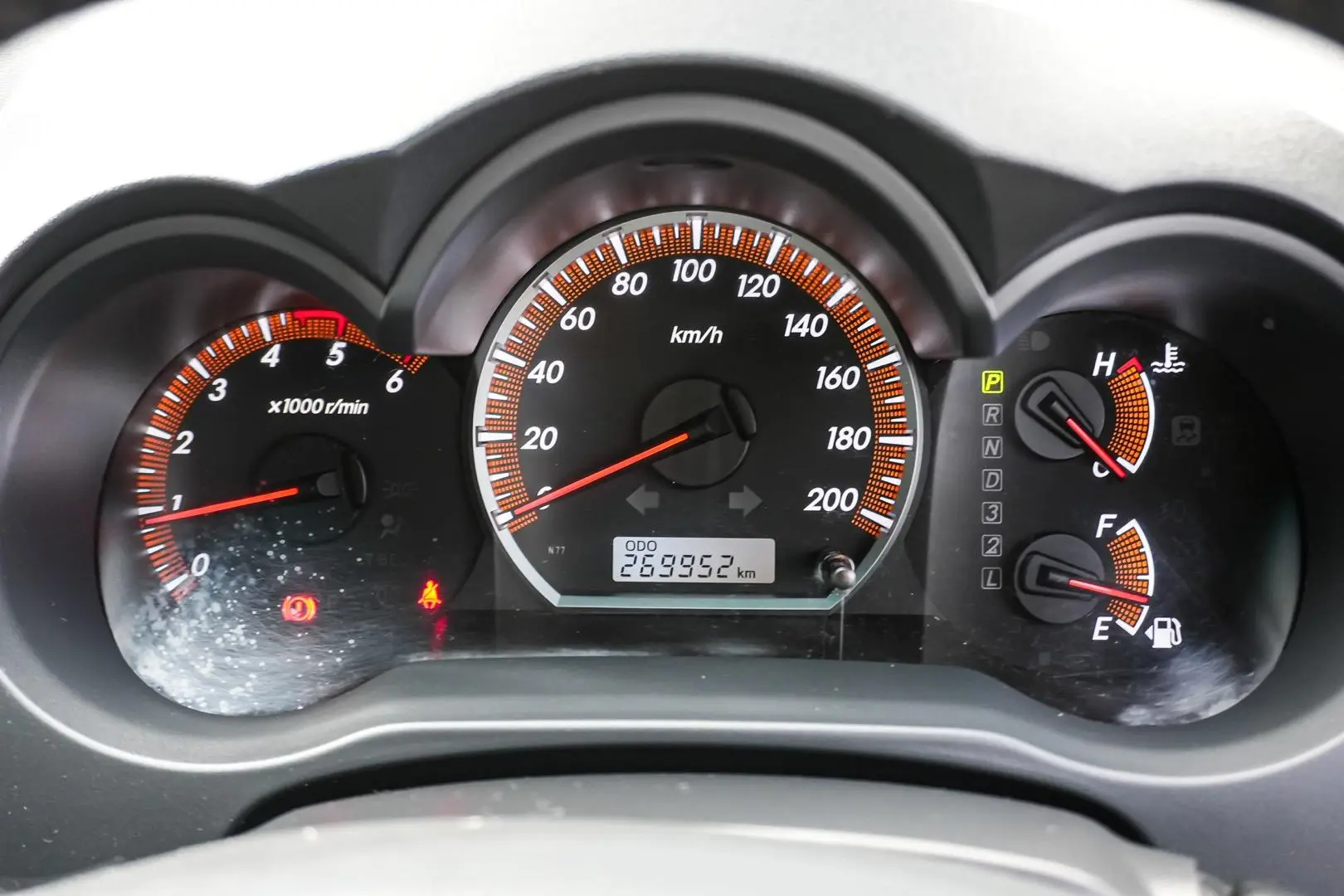 2013 Toyota Hilux Gallery Image 15