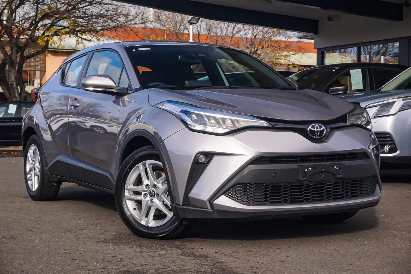 2023 Toyota C-HR Gallery Image 2