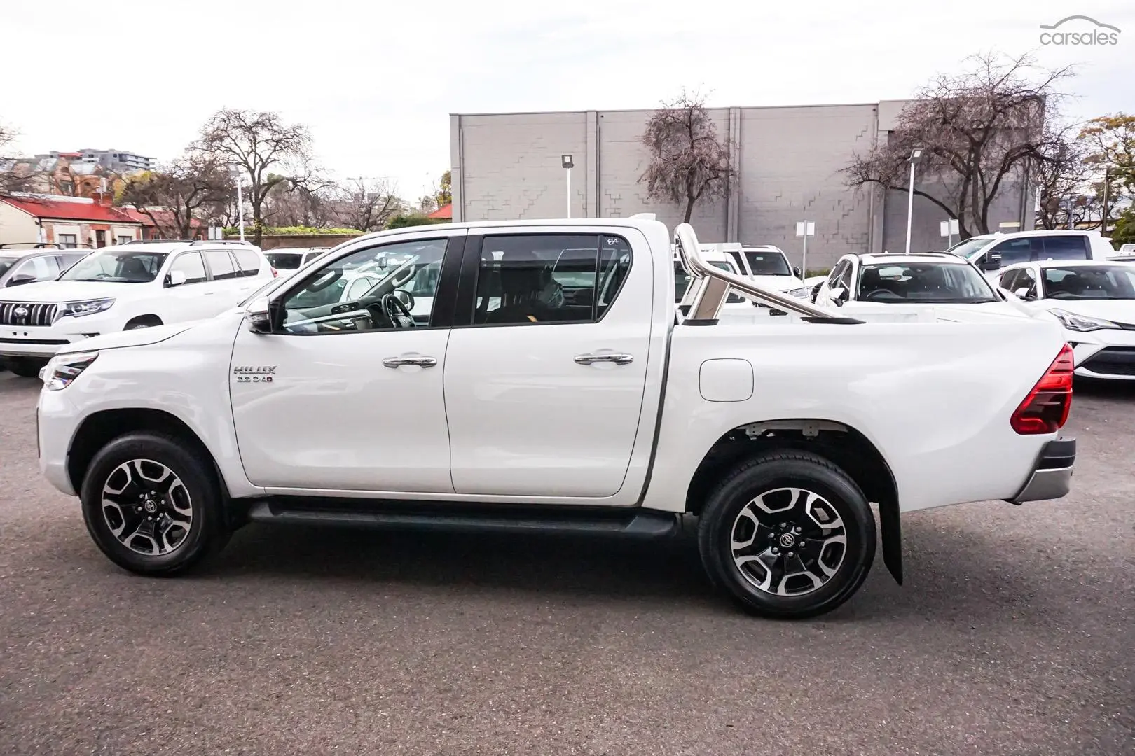 2022 Toyota Hilux Image 4