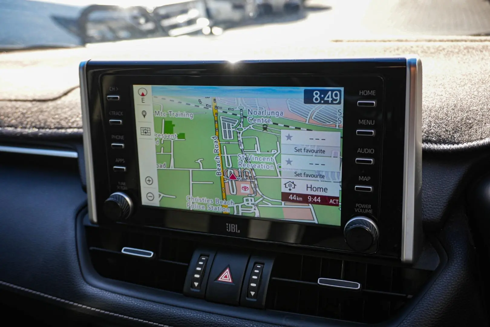 2021 Toyota RAV4 Gallery Image 24