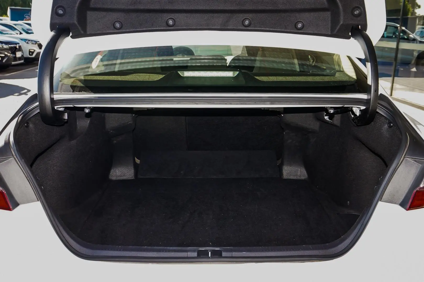 2023 Toyota Camry Gallery Image 9
