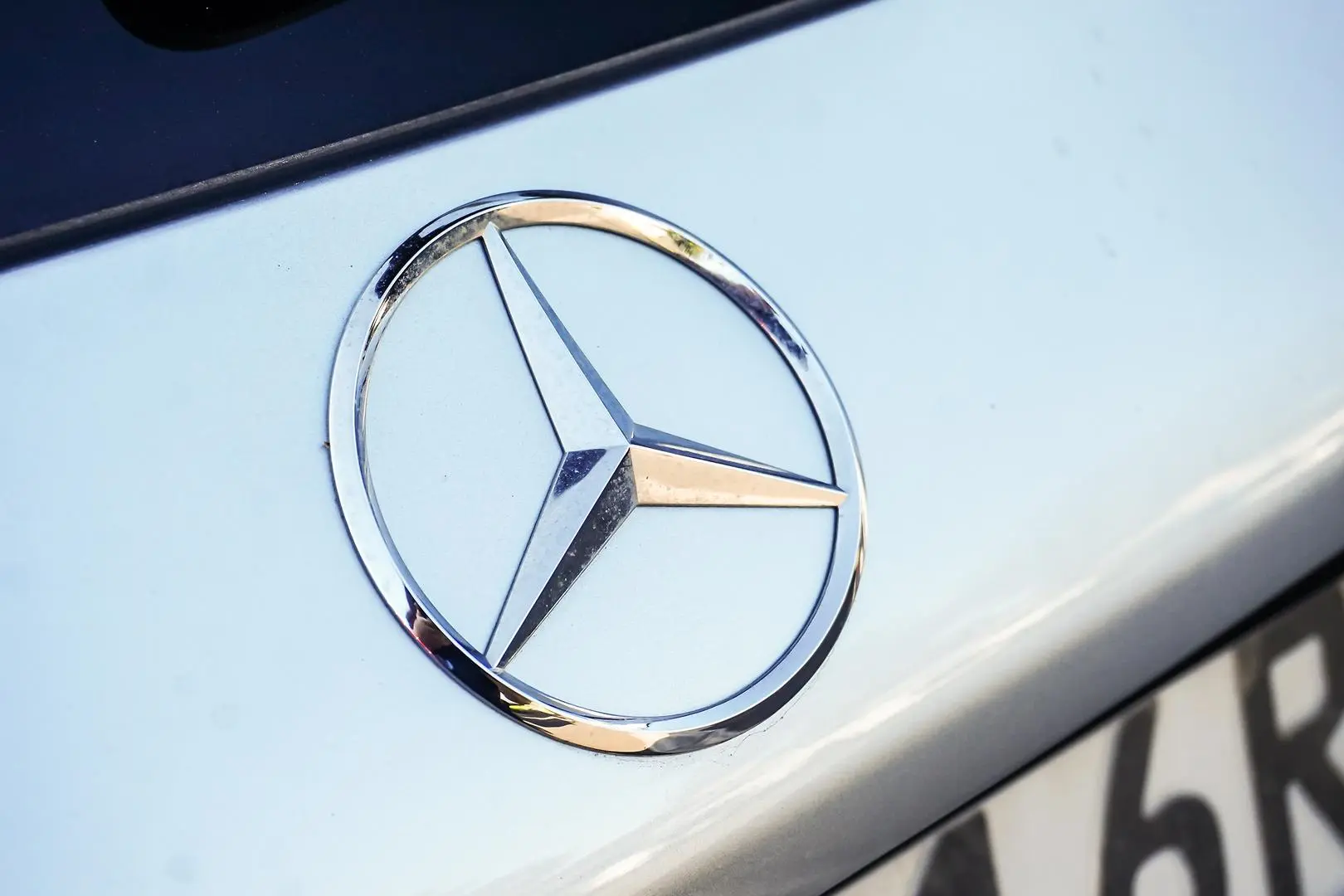 2022 Mercedes-Benz GLC-Class Gallery Image 17