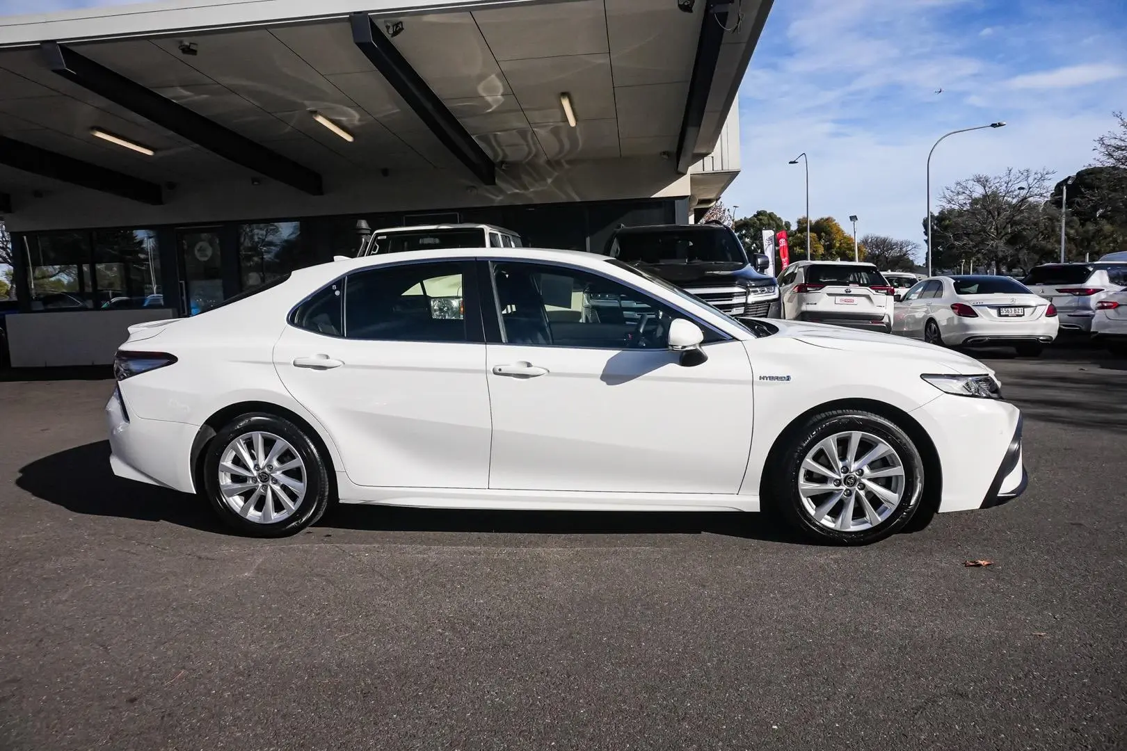 2022 Toyota Camry Gallery Image 4