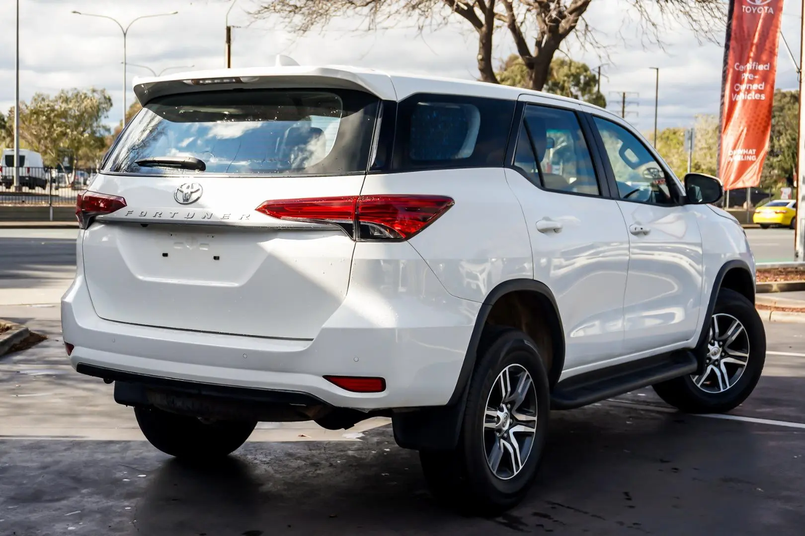 2024 Toyota Fortuner Gallery Image 3