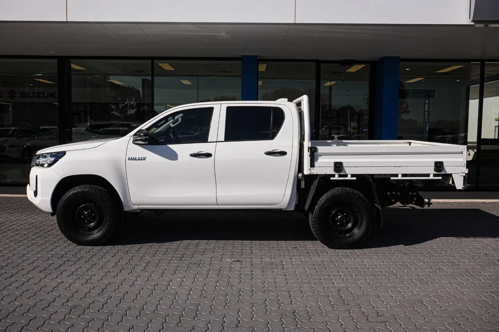 2023 Toyota Hilux Gallery Image 4