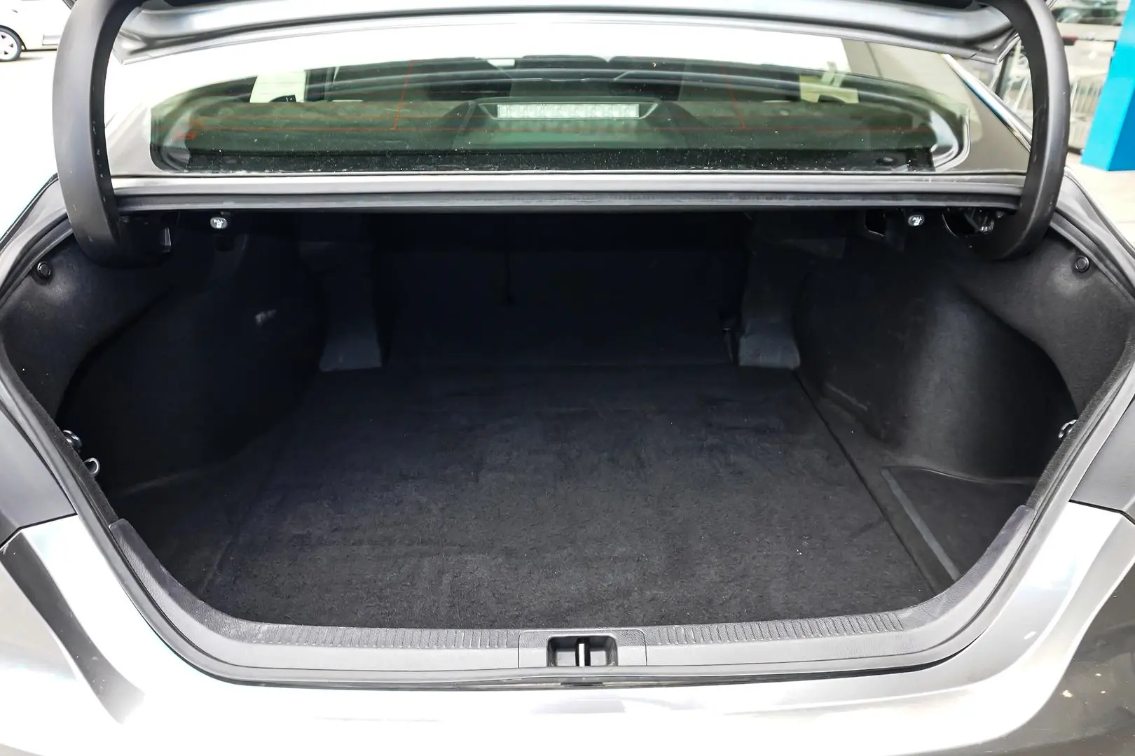 2023 Toyota Camry Gallery Image 10