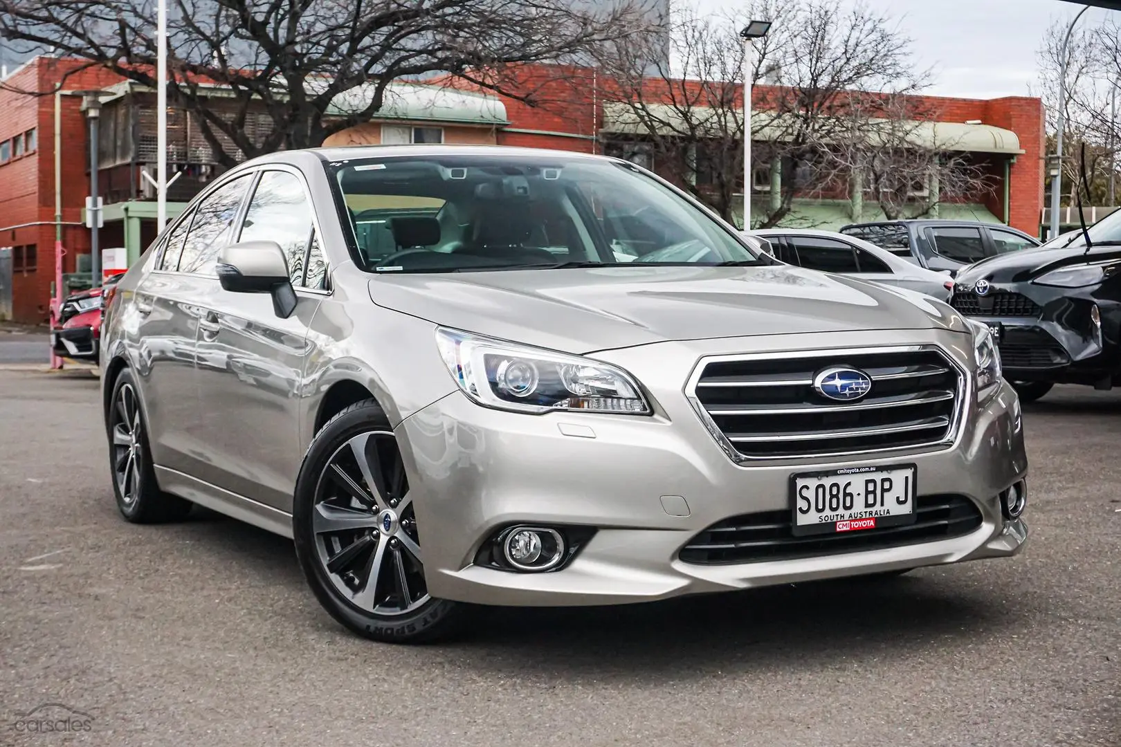 2017 Subaru Liberty Image 2