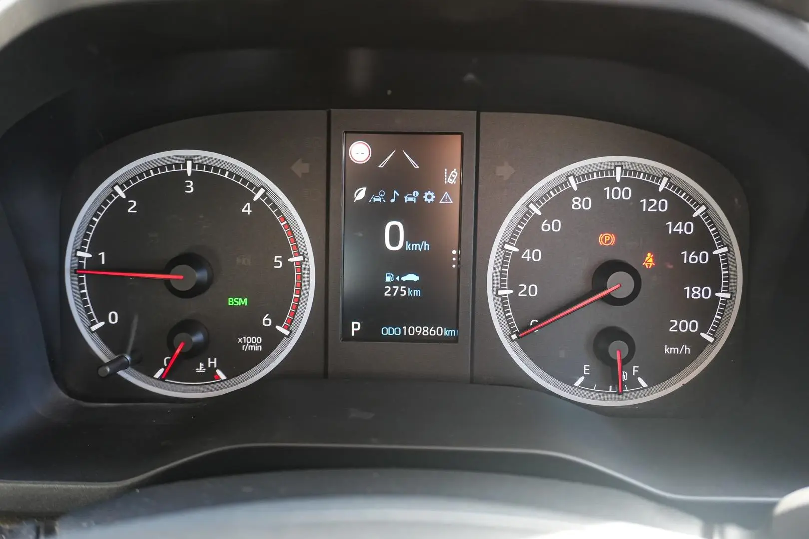 2019 Toyota Hiace Gallery Image 22