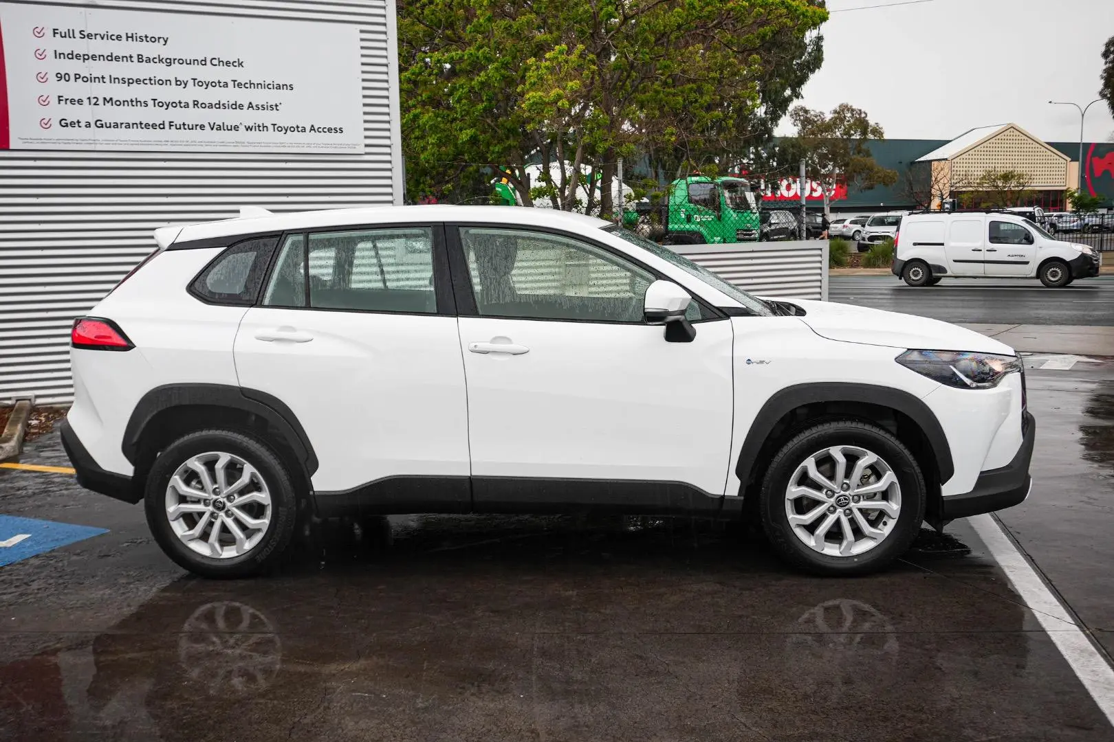 2024 Toyota Corolla Cross Gallery Image 4