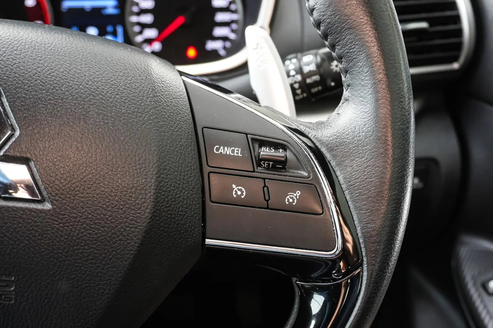 2020 Mitsubishi Eclipse Cross Gallery Image 19