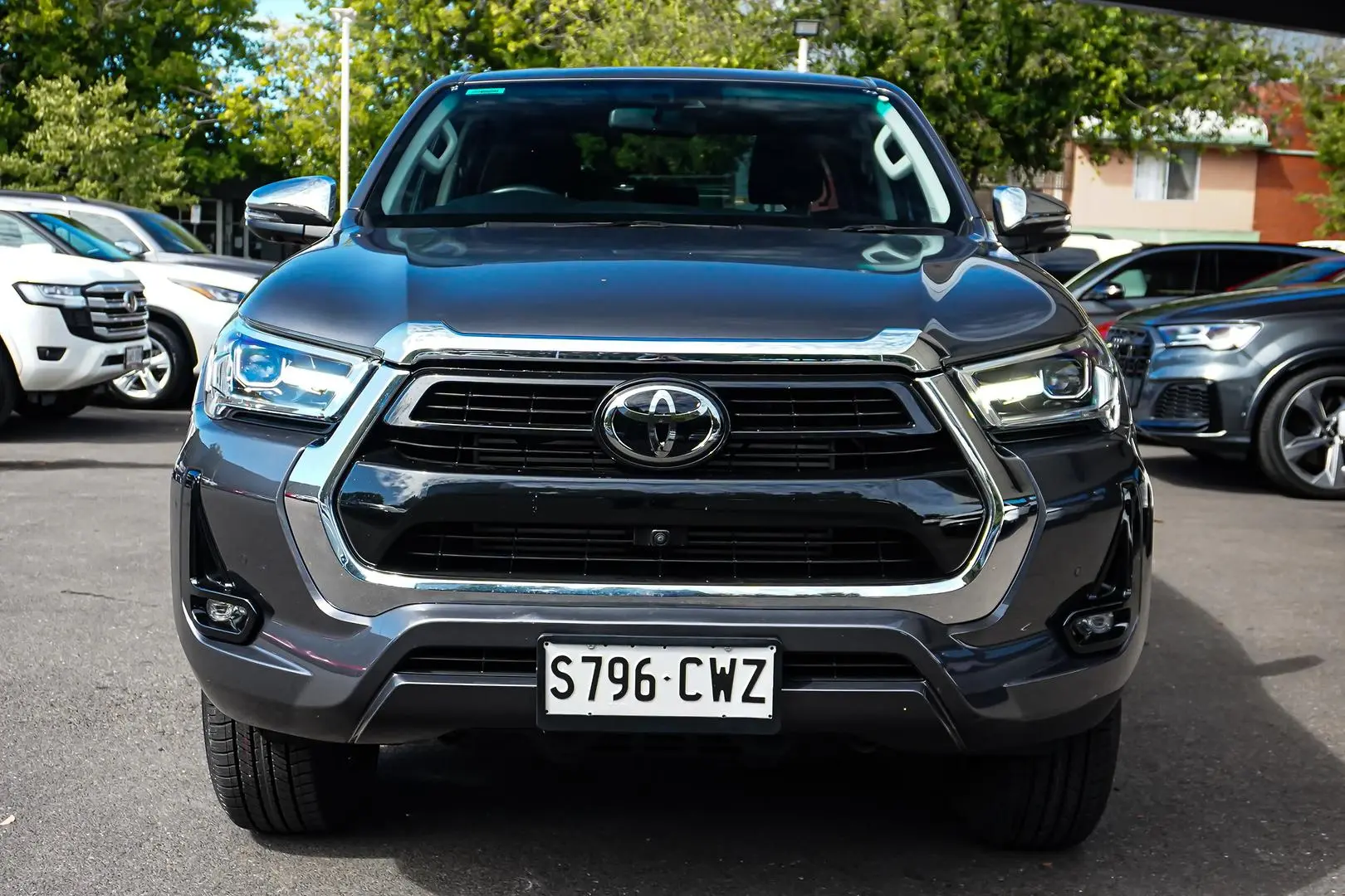 2023 Toyota Hilux Gallery Image 5