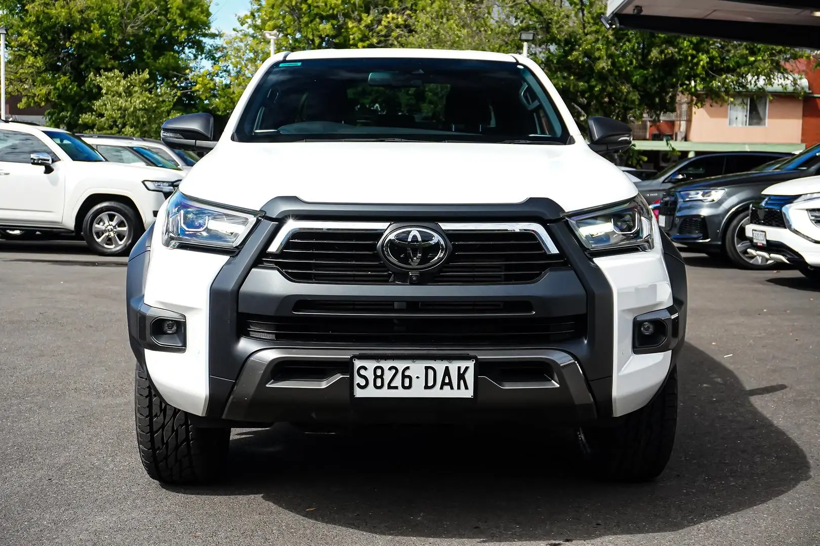 2024 Toyota Hilux Gallery Image 5