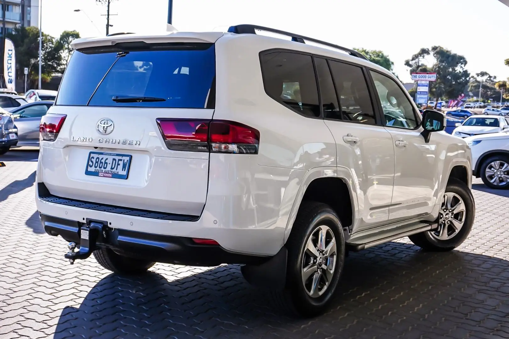 2022 Toyota Landcruiser Gallery Image 2