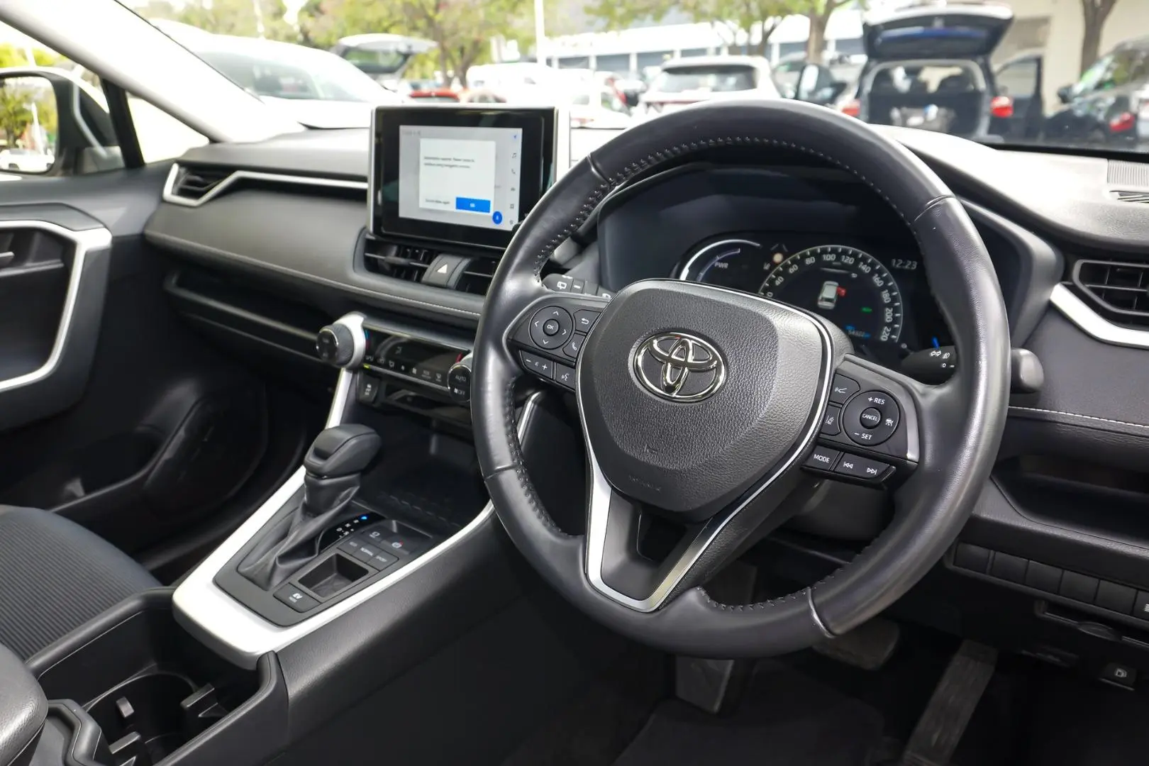2024 Toyota RAV4 Gallery Image 6