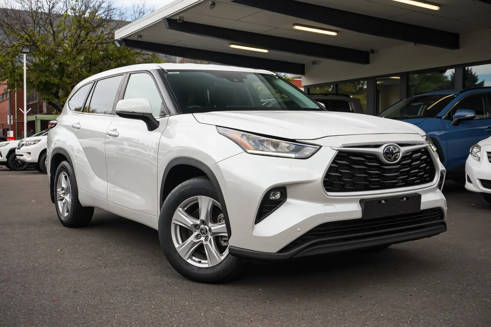 2024 Toyota Kluger Gallery Image 2