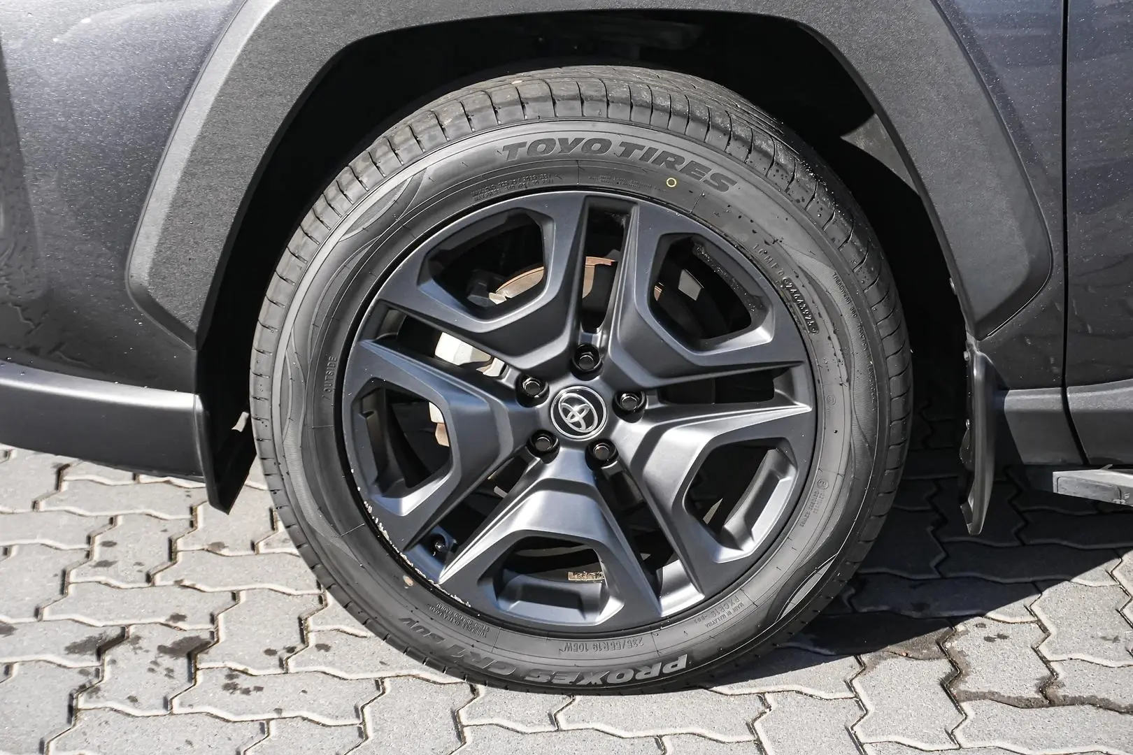 2022 Toyota RAV4 Gallery Image 10