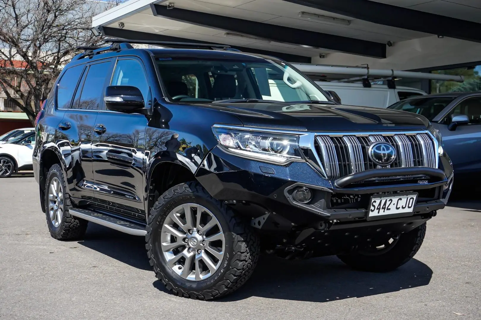 2021 Toyota Landcruiser Prado Gallery Image 2