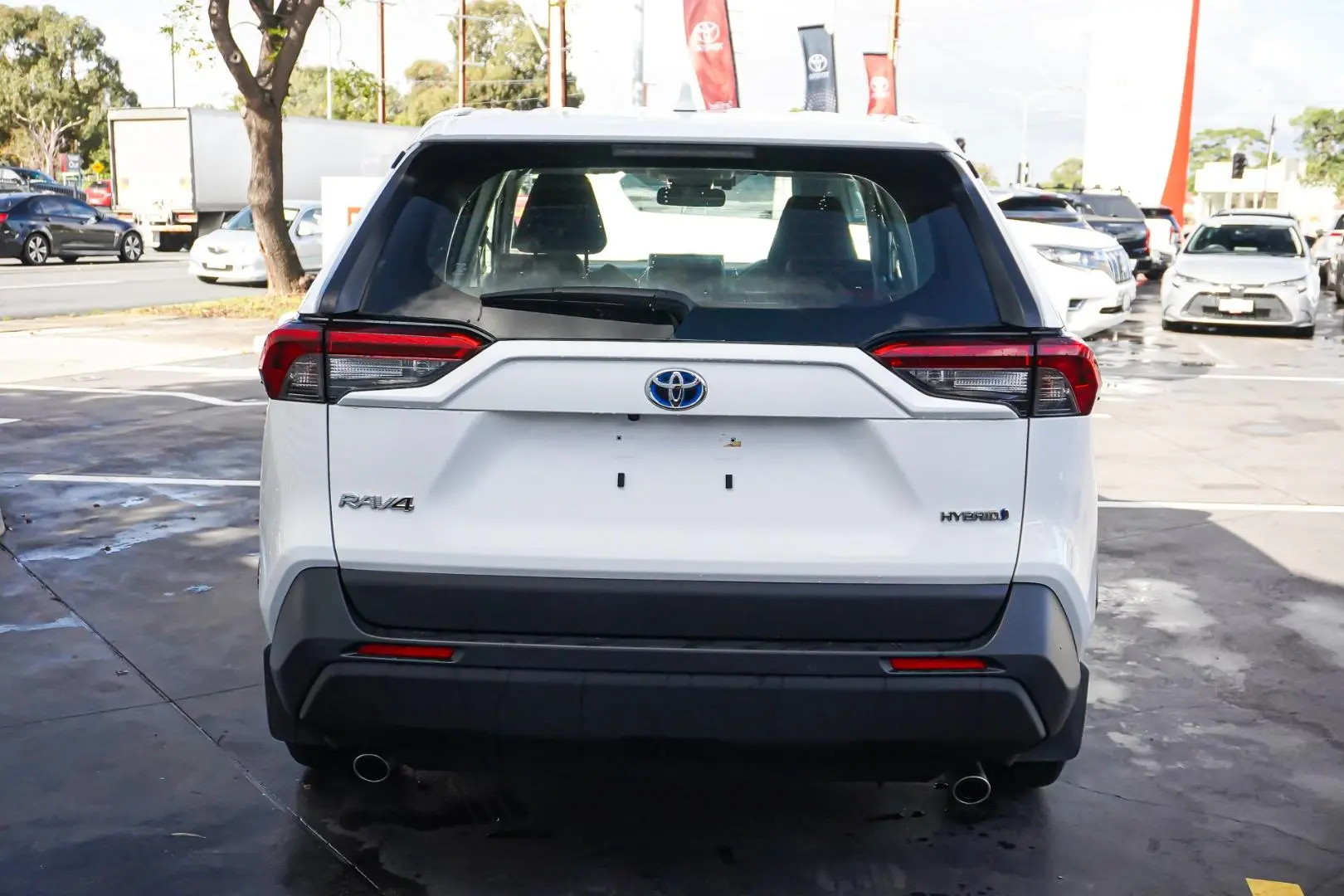 2024 Toyota RAV4 Gallery Image 6