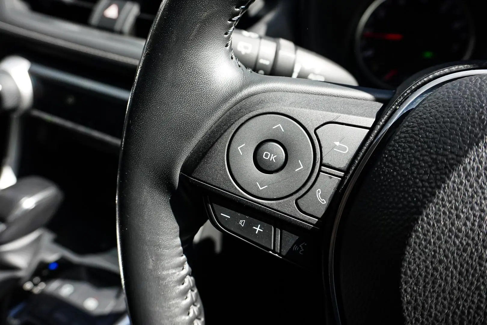 2021 Toyota RAV4 Gallery Image 19