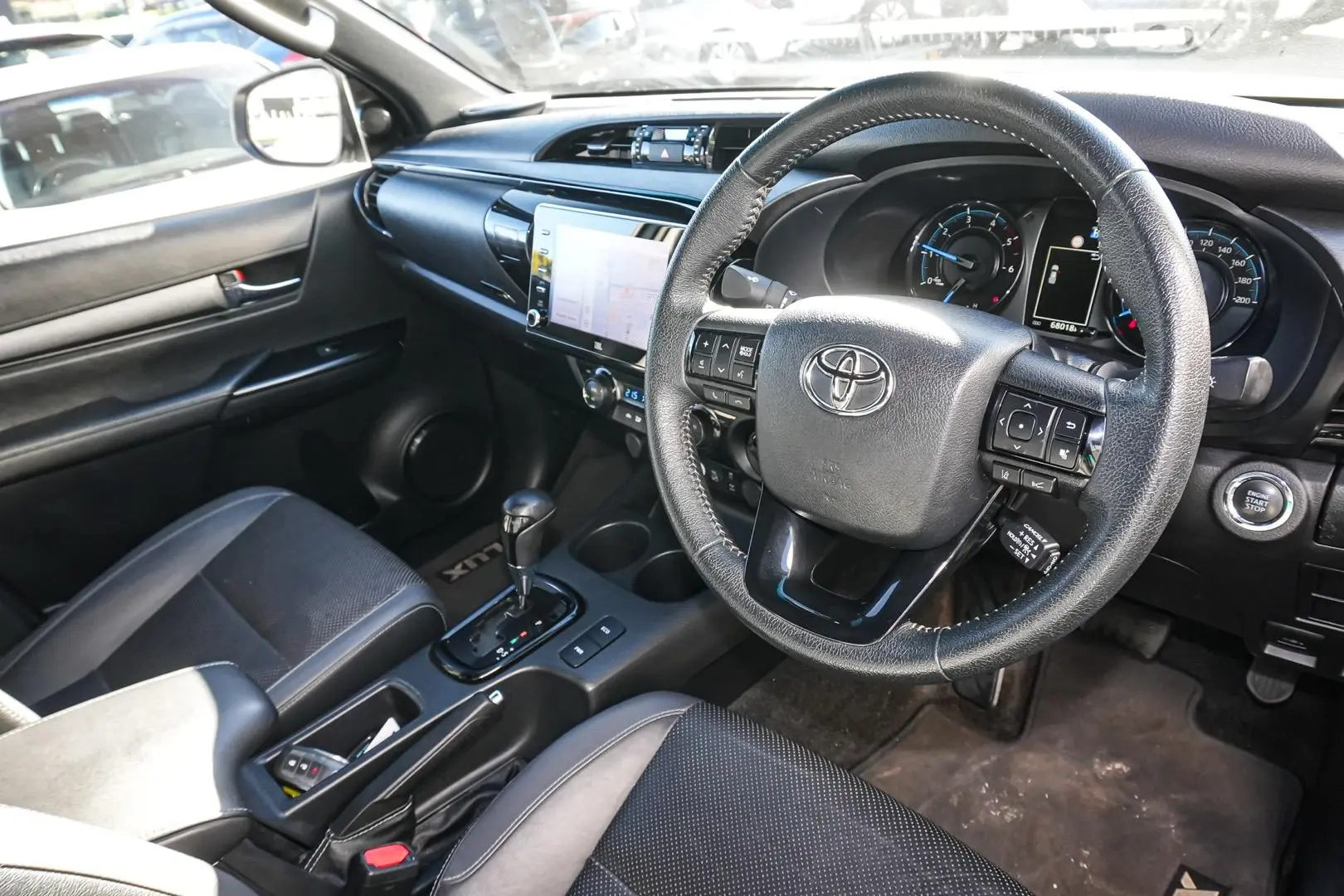 2022 Toyota Hilux Gallery Image 7