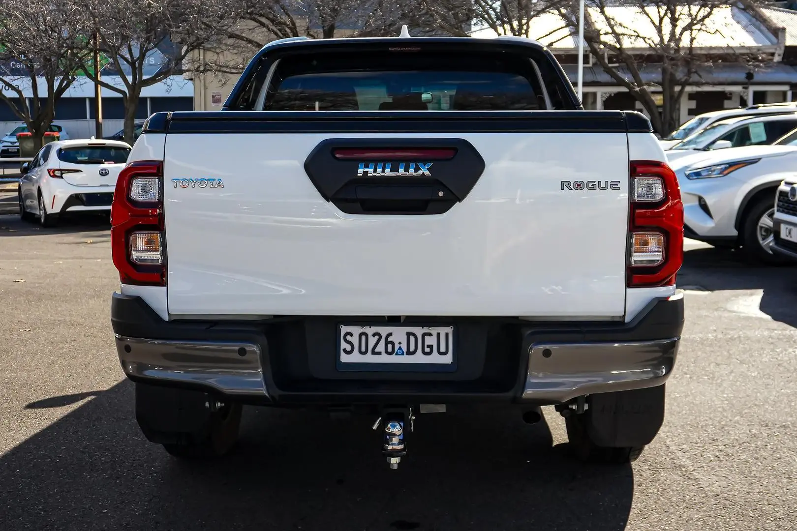 2025 Toyota Hilux Gallery Image 6