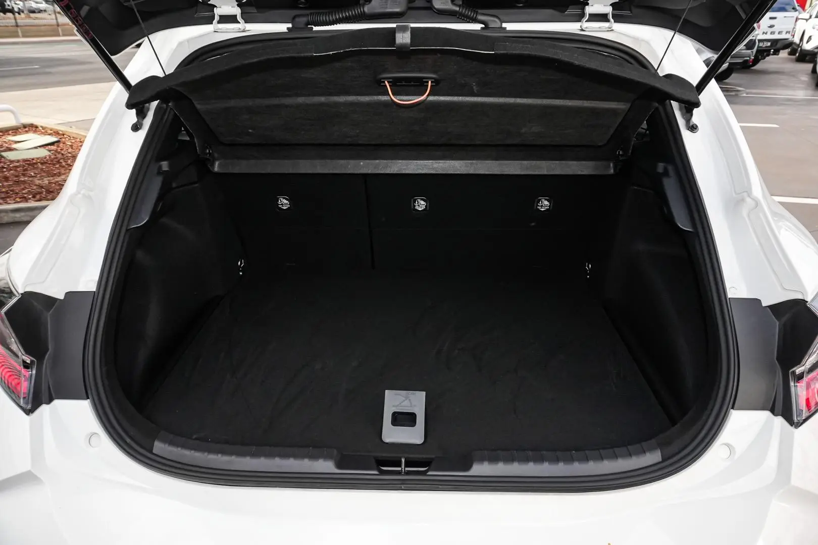 2022 Toyota Corolla Gallery Image 11