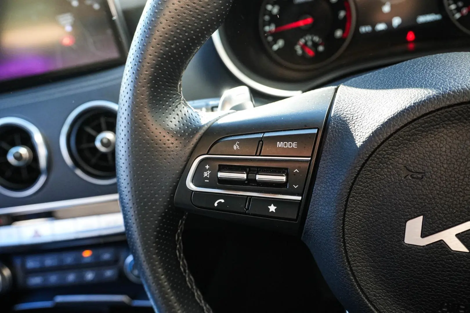 2022 Kia Stinger Gallery Image 20