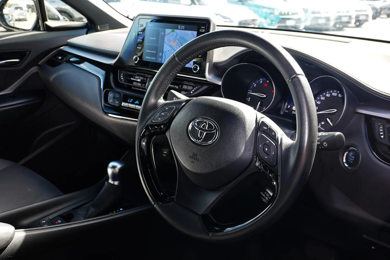 2023 Toyota C-HR Gallery Image 7