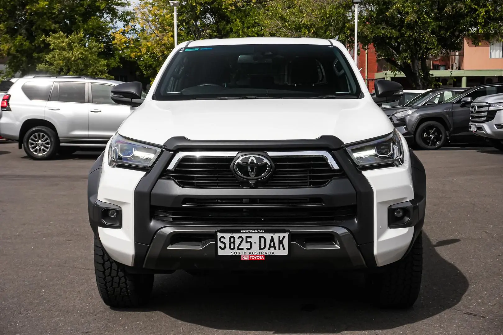 2024 Toyota Hilux Gallery Image 5