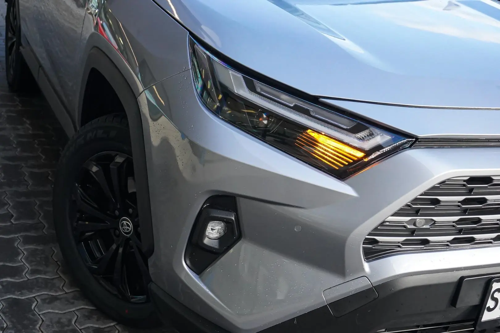 2023 Toyota RAV4 Gallery Image 12