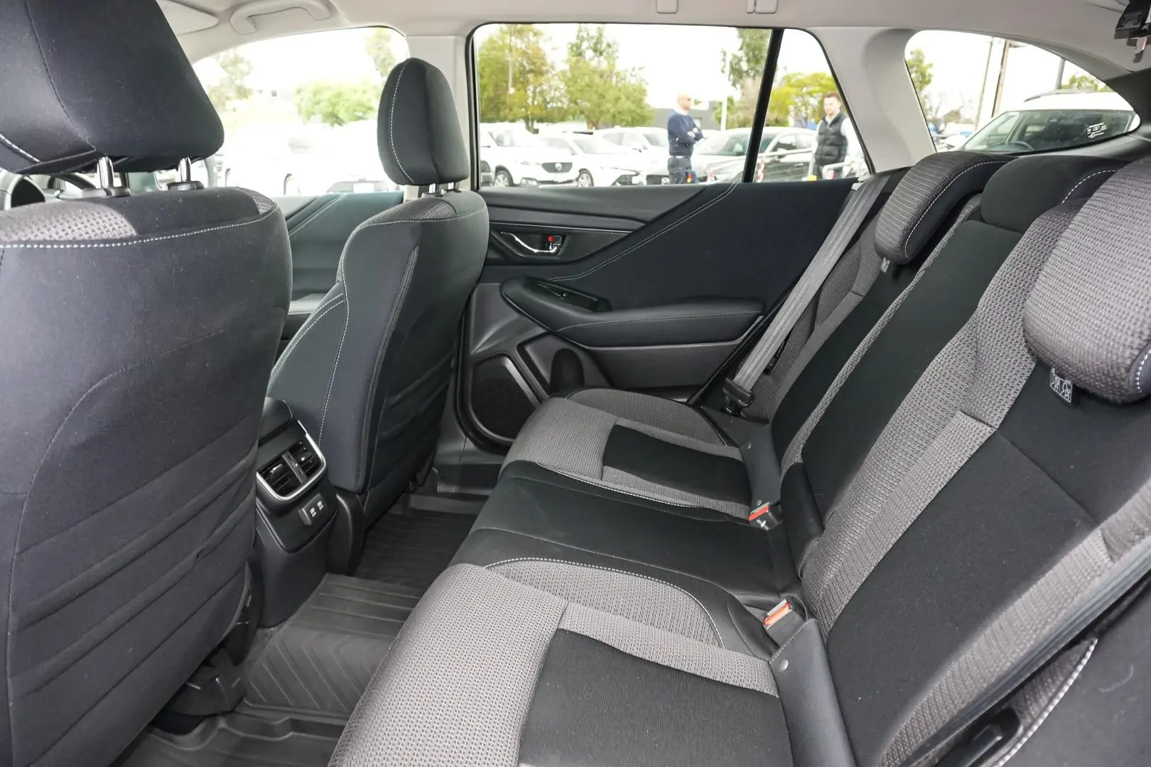2023 Subaru Outback Gallery Image 7