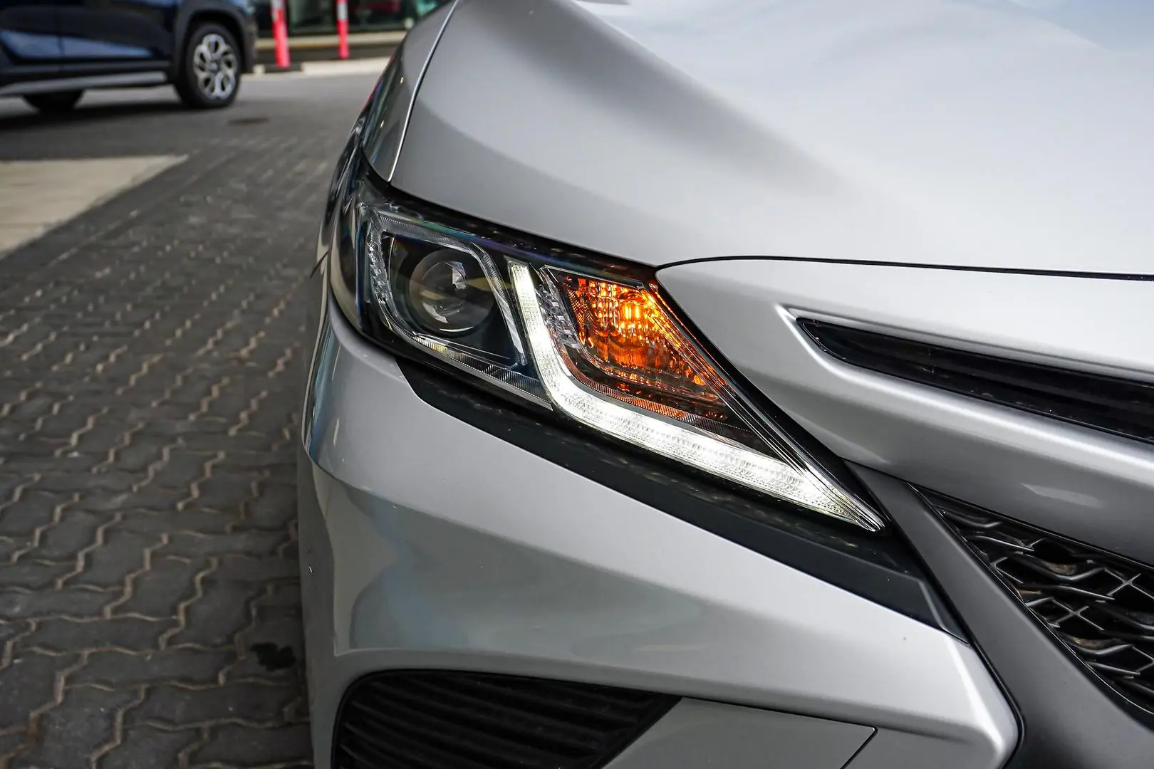 2020 Toyota Camry Gallery Image 12