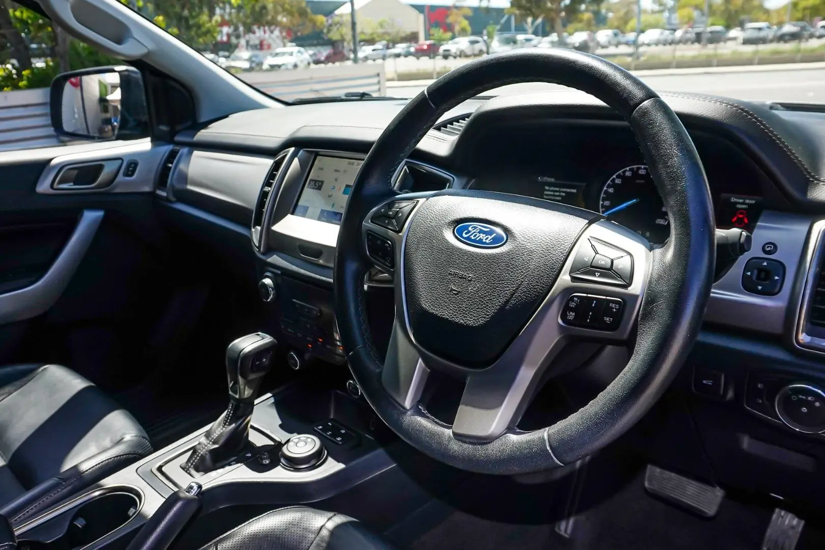 2019 Ford Everest Gallery Image 6