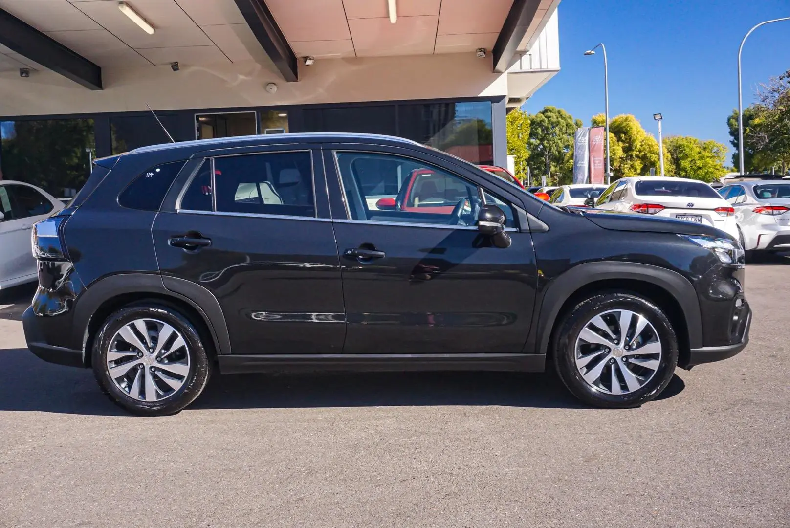 2024 Suzuki S-Cross Gallery Image 3