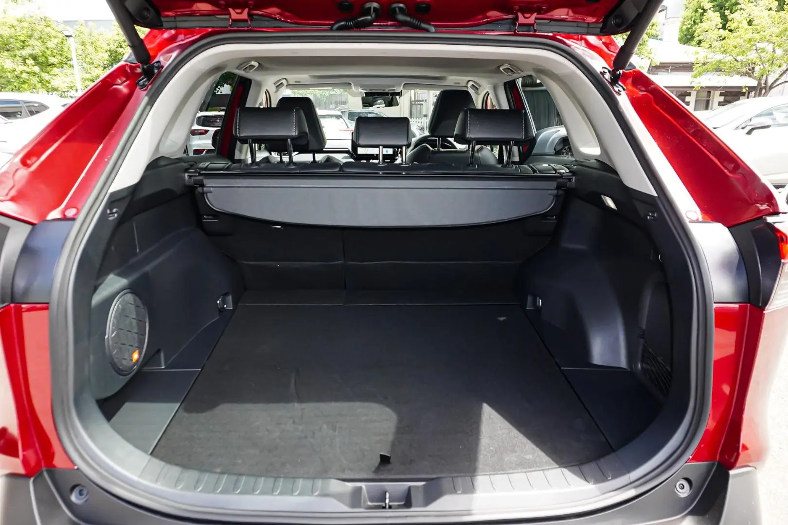 2024 Toyota RAV4 Gallery Image 10