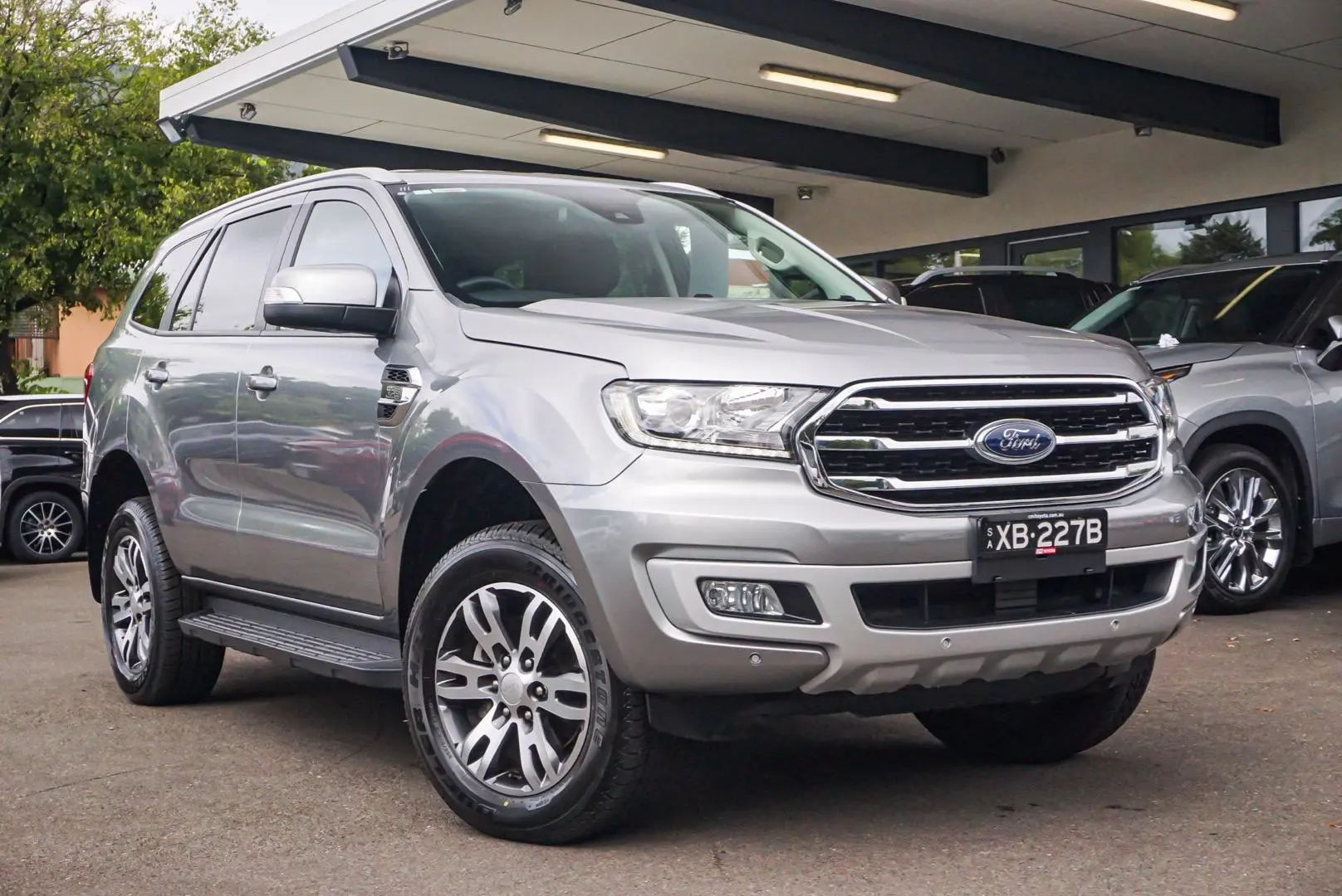 2019 Ford Everest Gallery Image 1