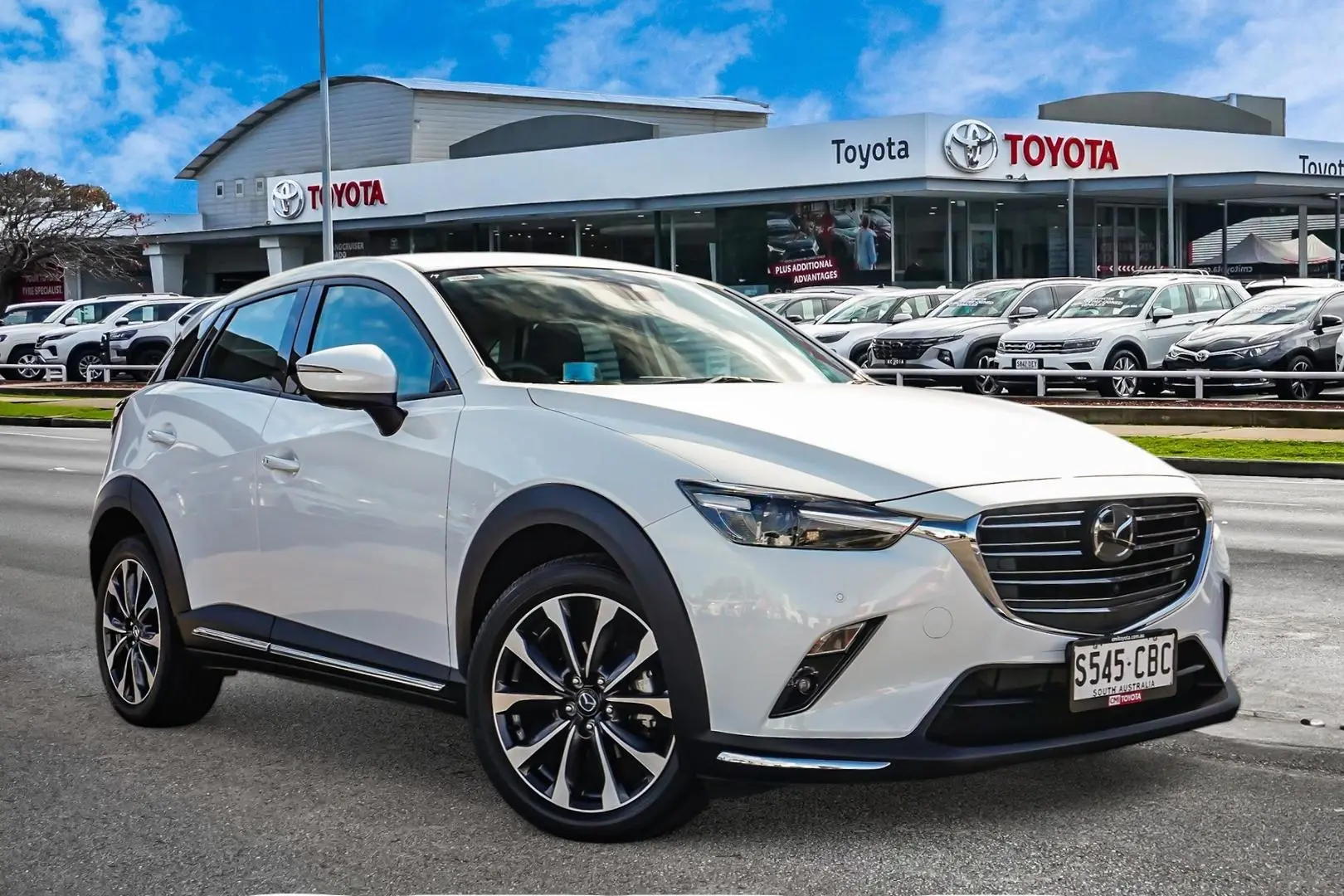 2019 Mazda CX-3 Gallery Image 1