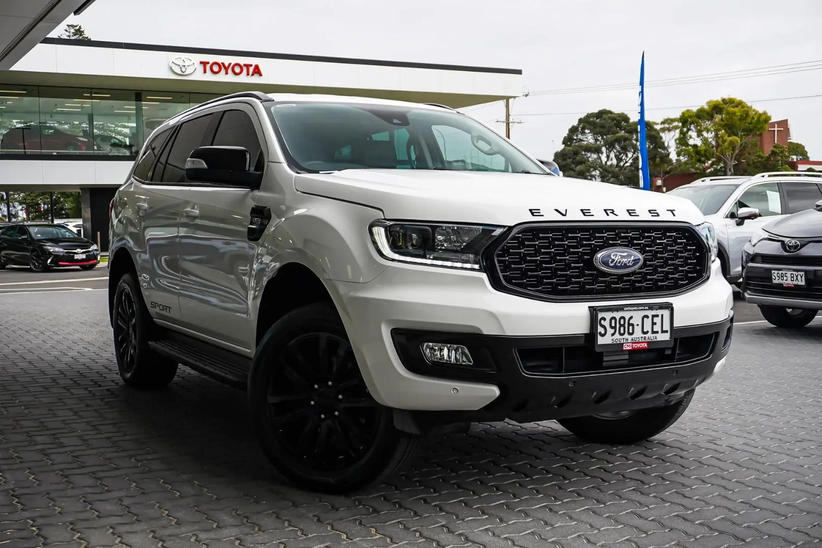 2021 Ford Everest Gallery Image 2