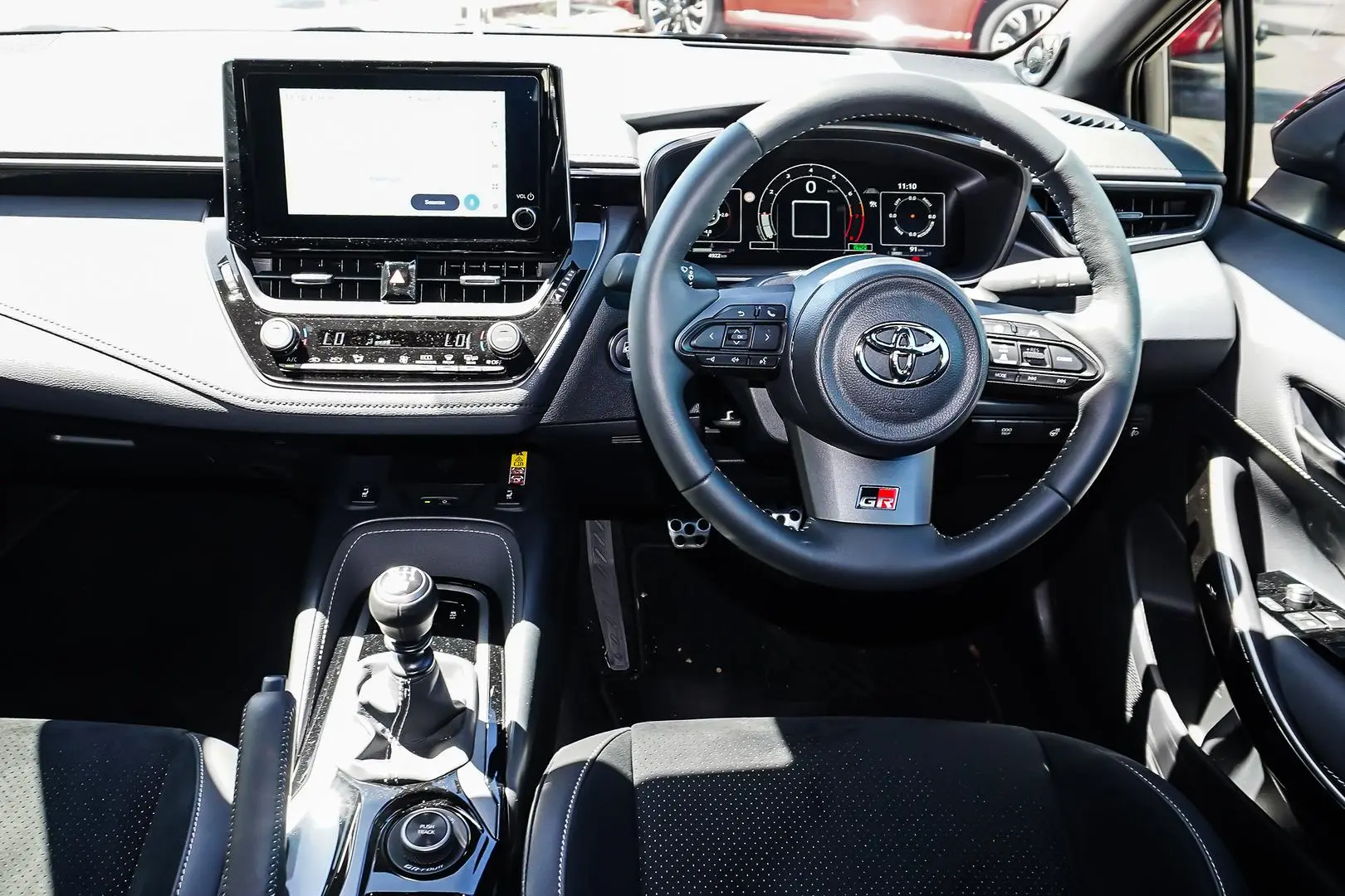 2025 Toyota Corolla Gallery Image 9