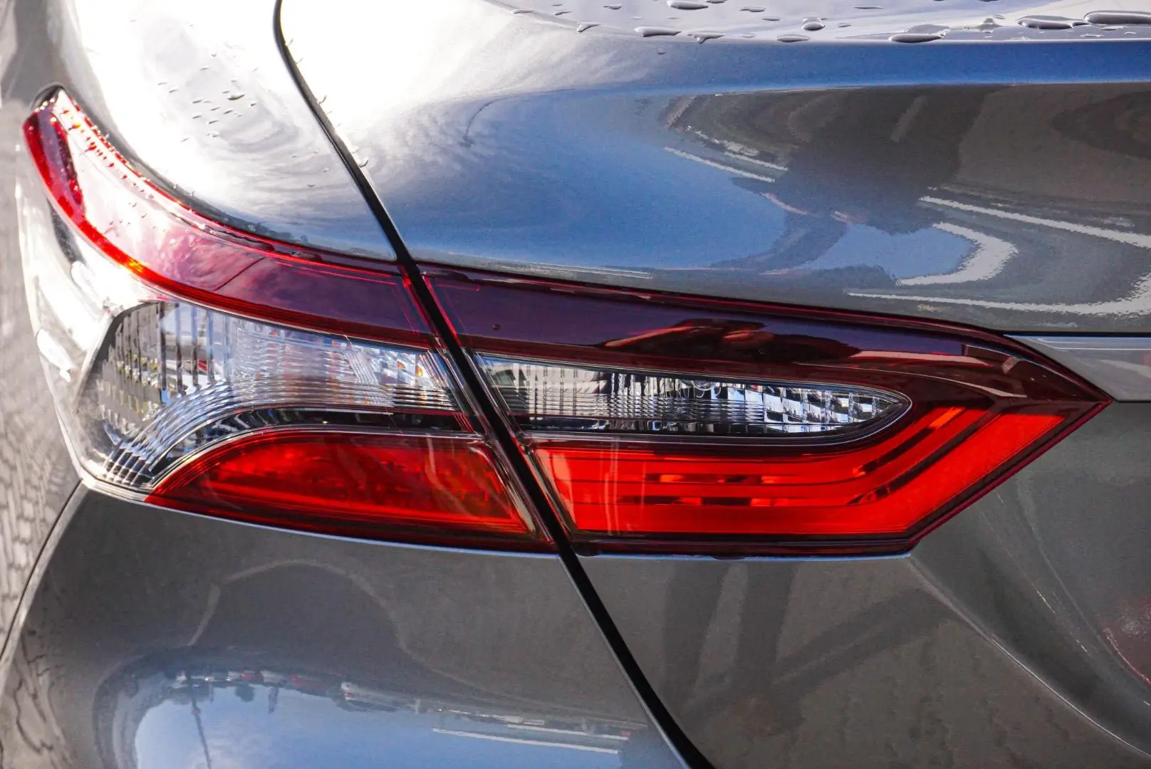 2021 Toyota Camry Gallery Image 13