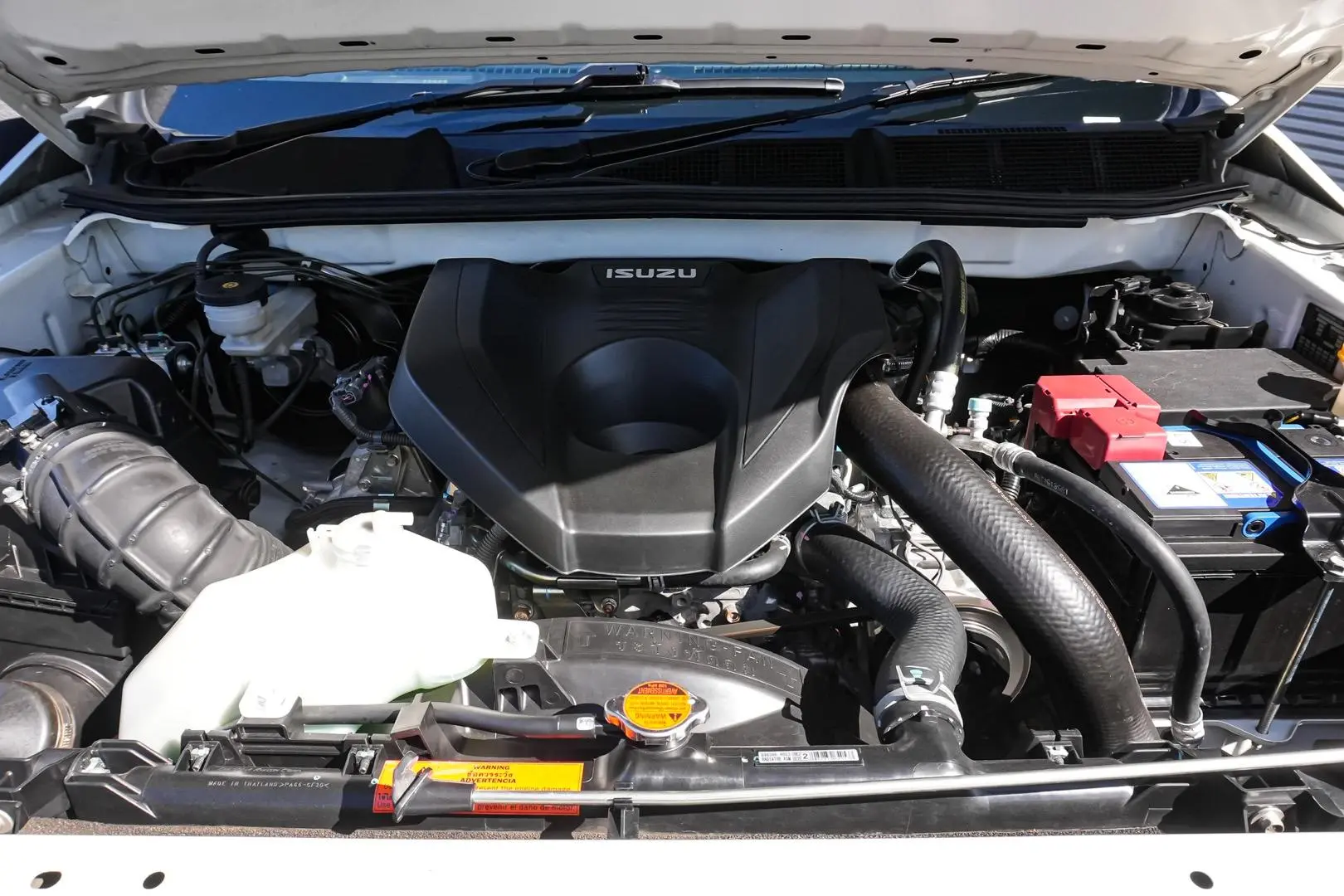 2020 Isuzu D-MAX Gallery Image 23