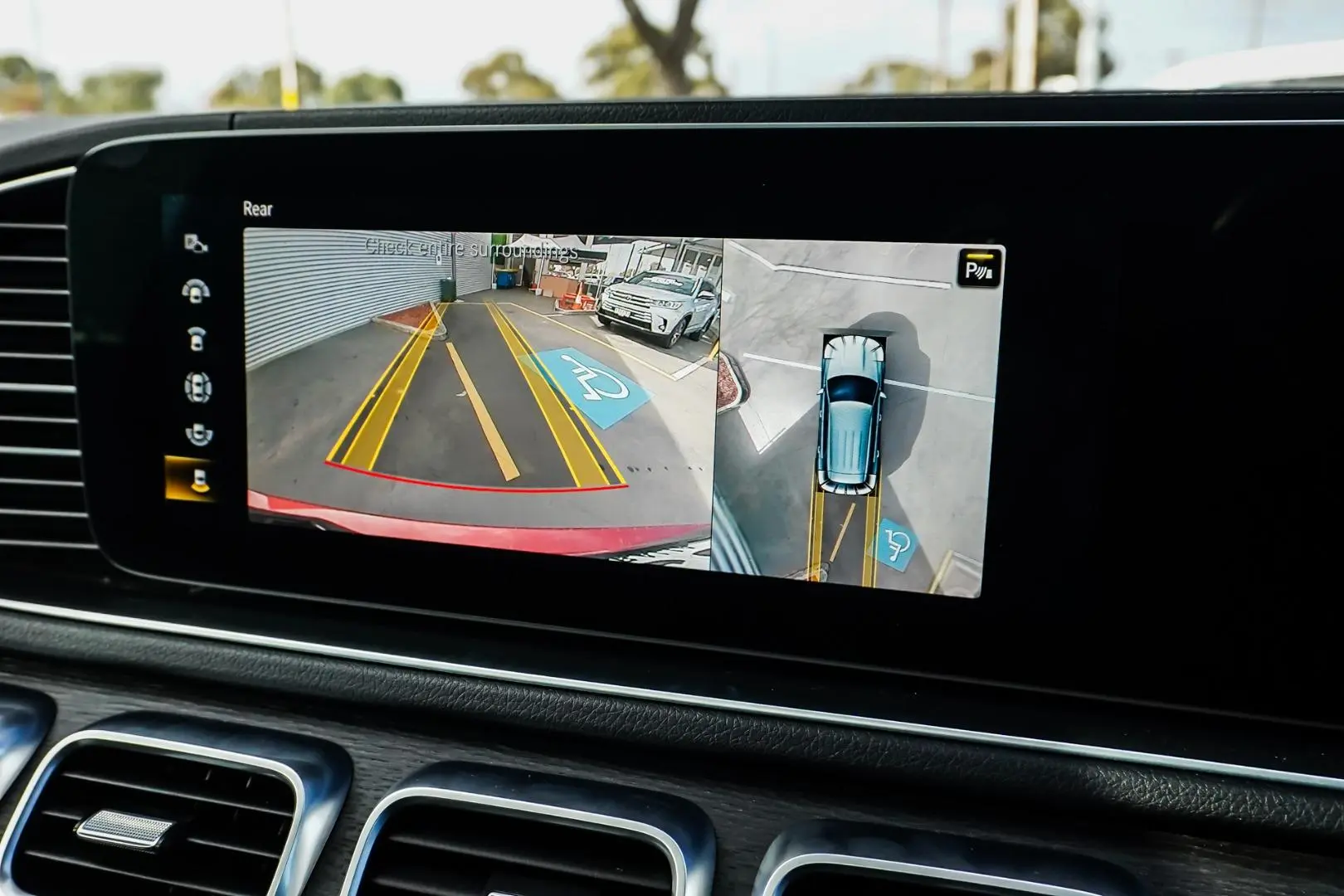 2019 Mercedes-Benz GLE-Class Gallery Image 29