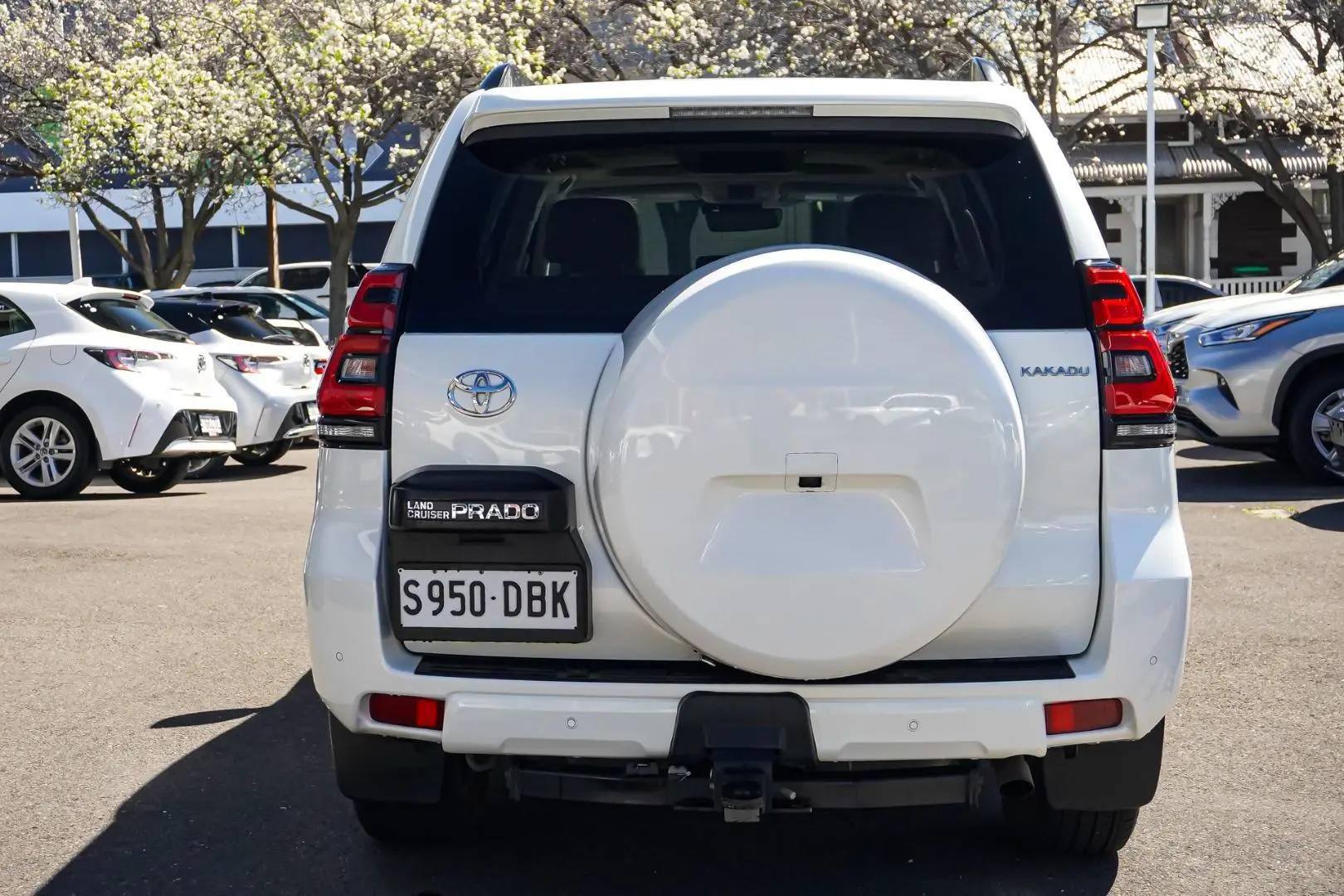 2022 Toyota Landcruiser Prado Gallery Image 5