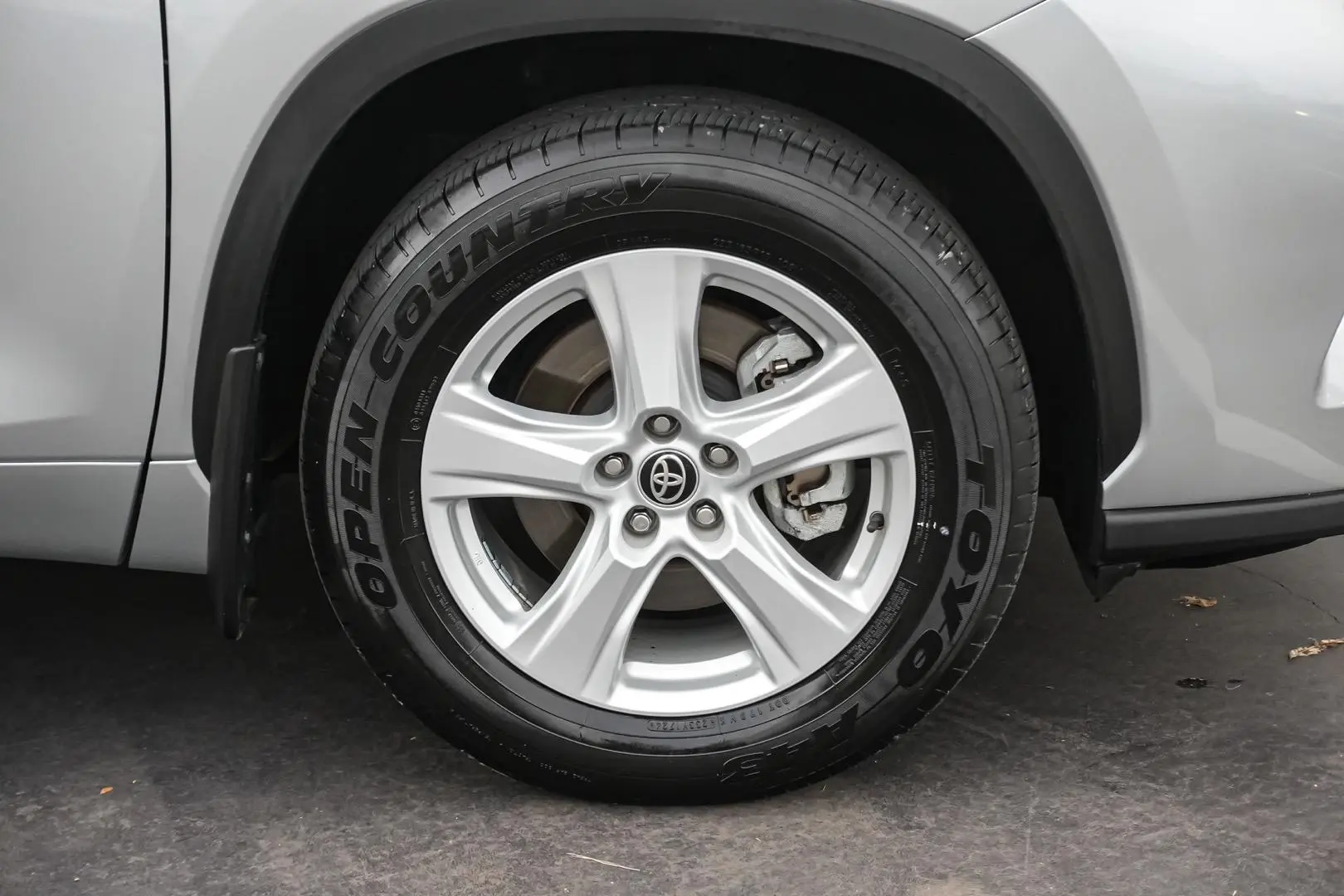 2024 Toyota Kluger Gallery Image 13