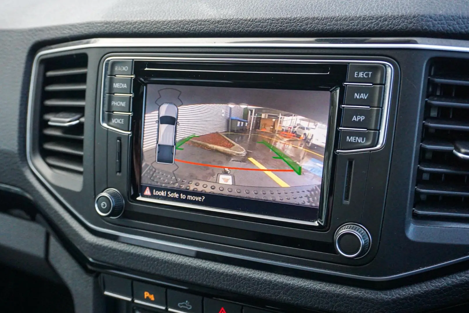 2021 Volkswagen Amarok Gallery Image 23