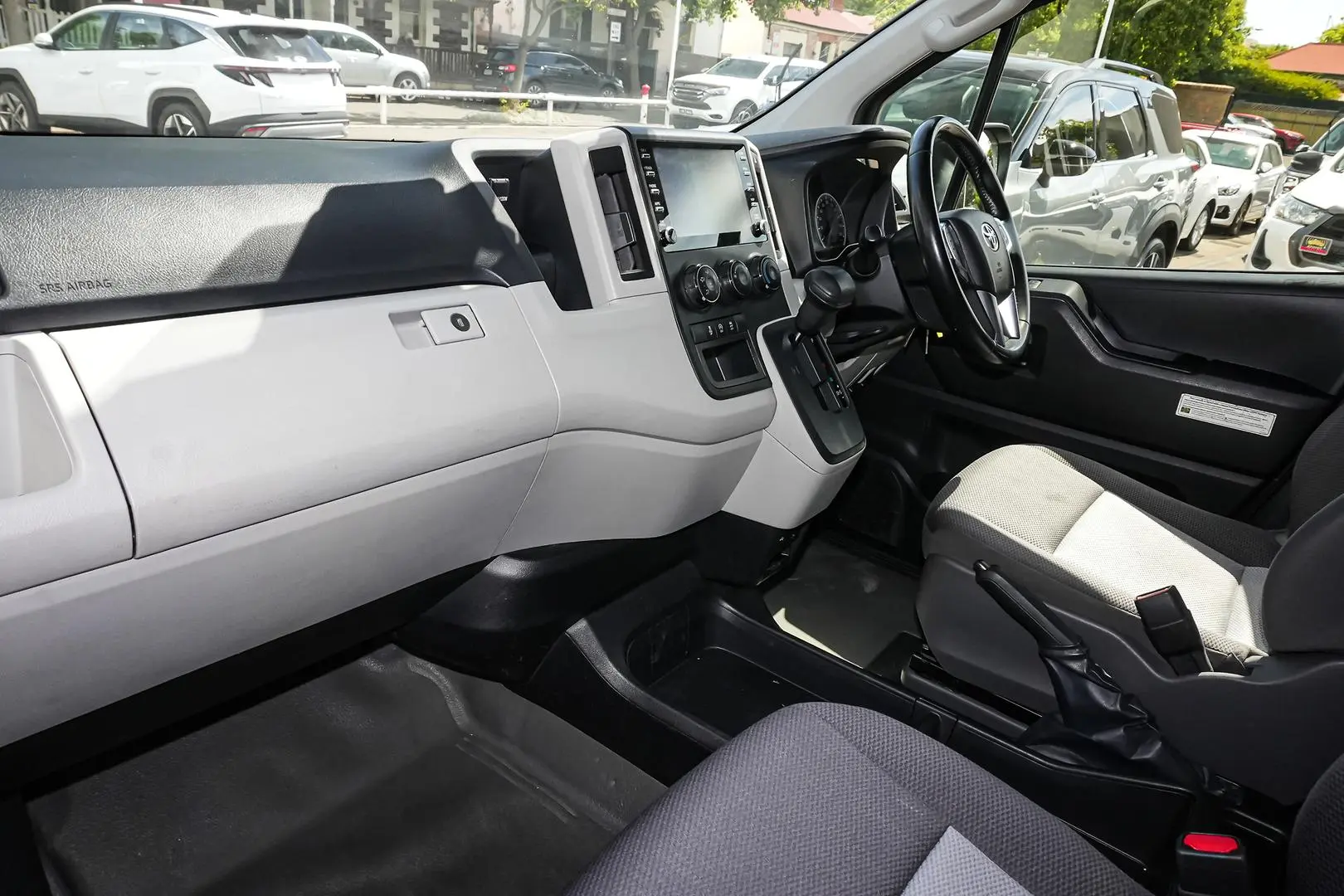 2020 Toyota Hiace Gallery Image 10