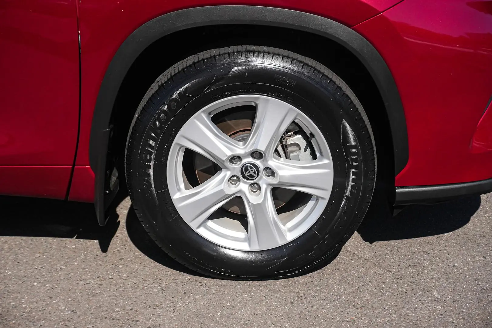 2022 Toyota Kluger Gallery Image 12