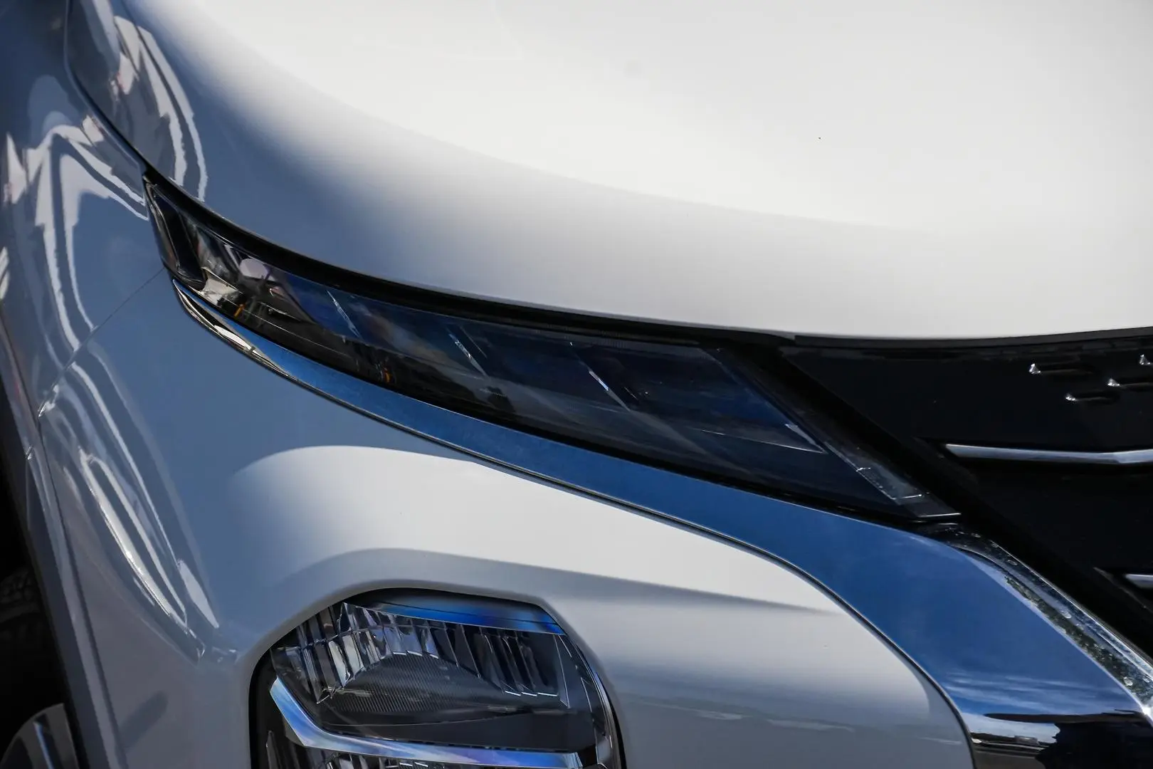 2022 Mitsubishi Outlander Gallery Image 7