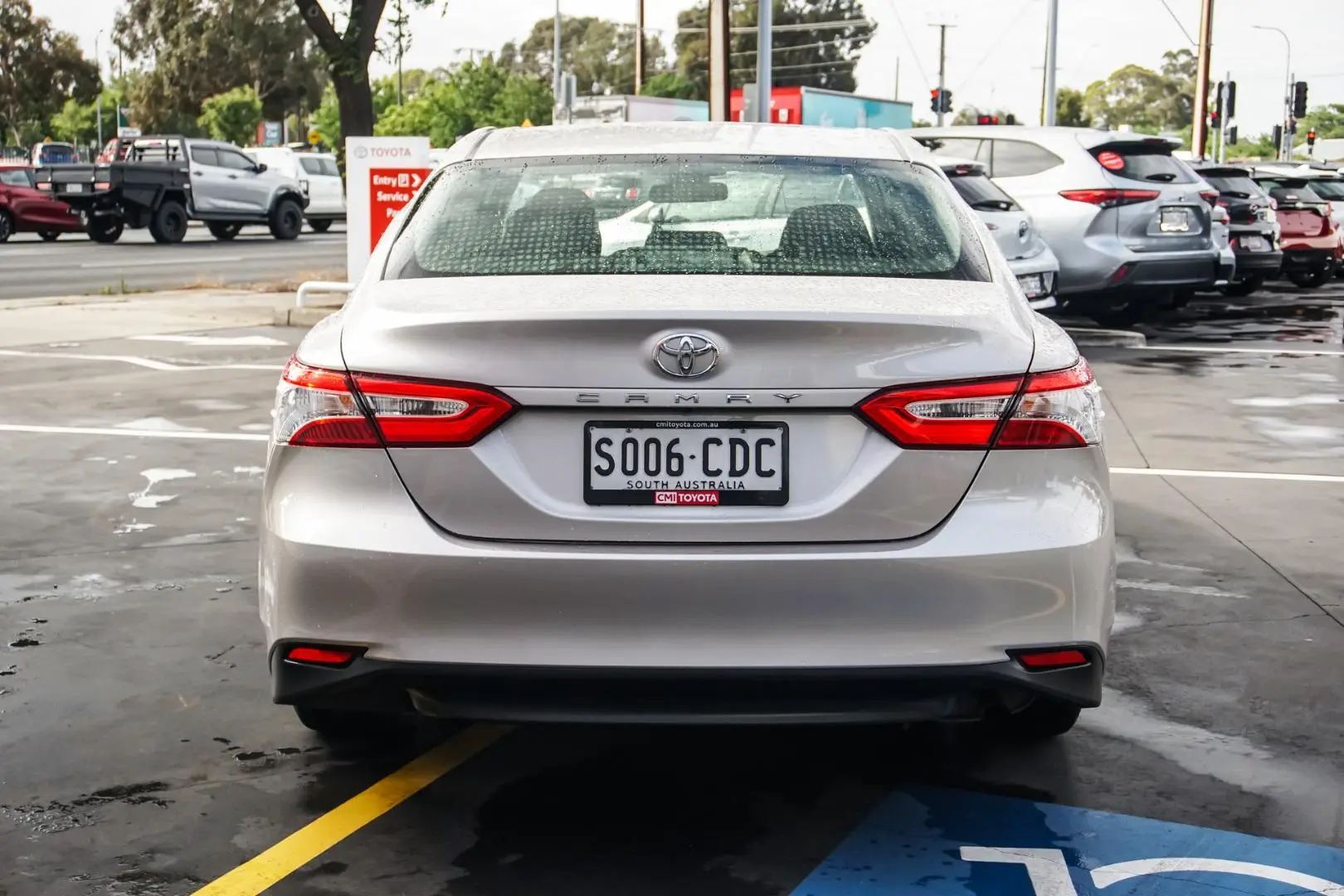 2019 Toyota Camry Image 5