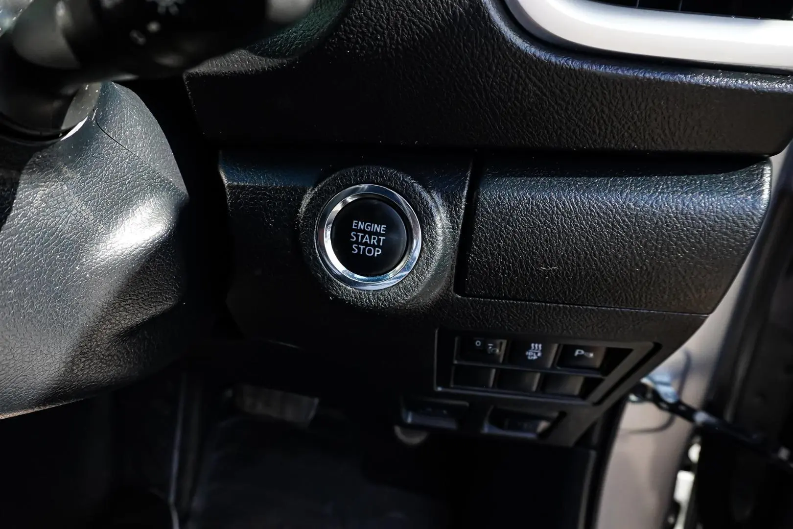 2016 Toyota Fortuner Gallery Image 23